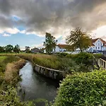 Brobyvaerk Kro Herberg 3*