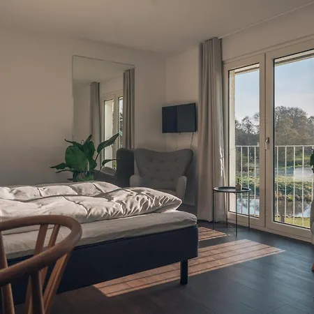 波罗比威尔克库洛酒店 Brobyværk